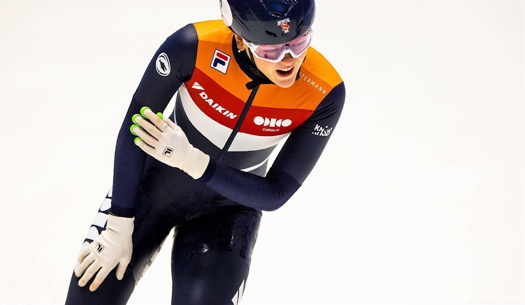 Shorttrackster Velzeboer pakt bij wereldbeker zilver op 1000 meter