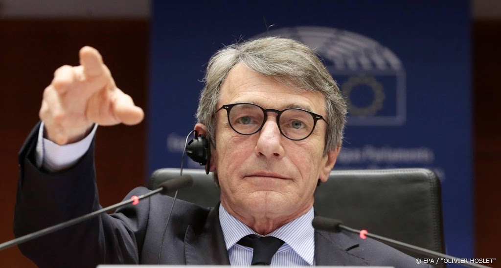 Voorzitter Europees Parlement Sassoli twee weken thuis