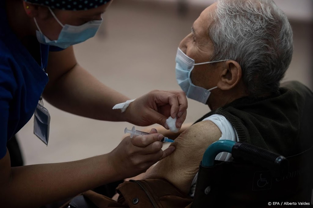 Chili haalt Israël in als snelst vaccinerend land