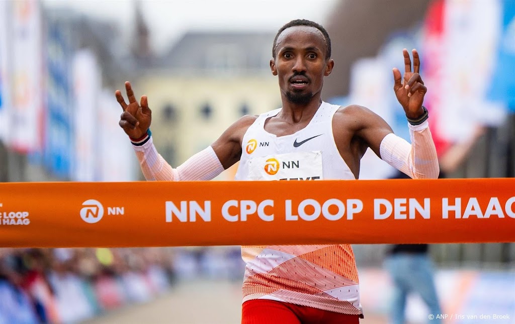 Atleet Nageeye loopt record op halve marathon in Den Haag