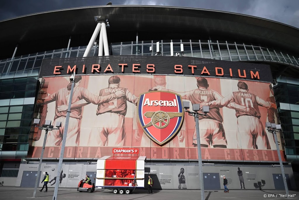 Arsenal schenkt geld en maaltijden in coronacrisis