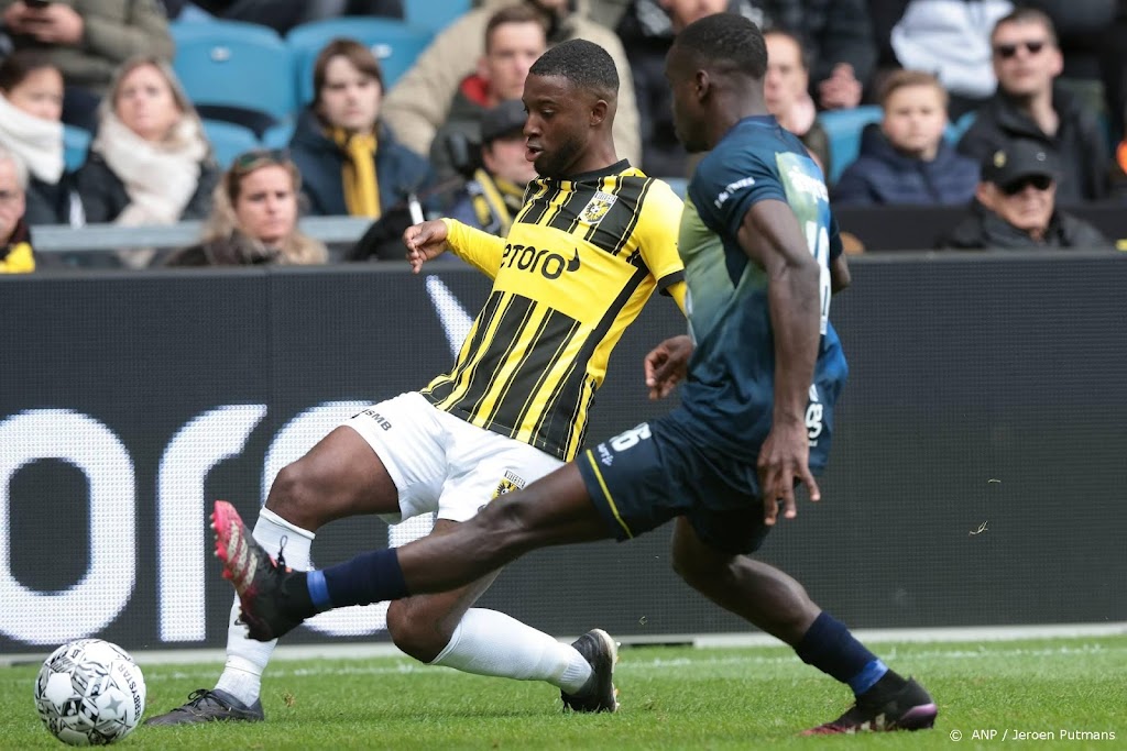 Vitesse boekt tegen gehavend SC Cambuur na 5 duels weer zege