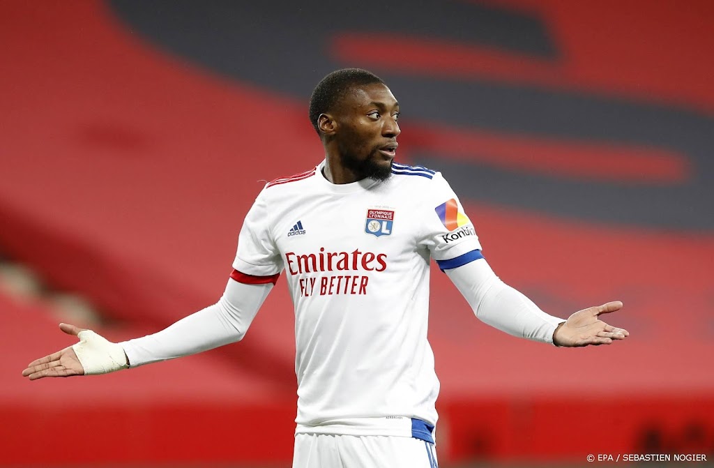 Ekambi redt in slotfase punt voor Lyon en trainer Bosz