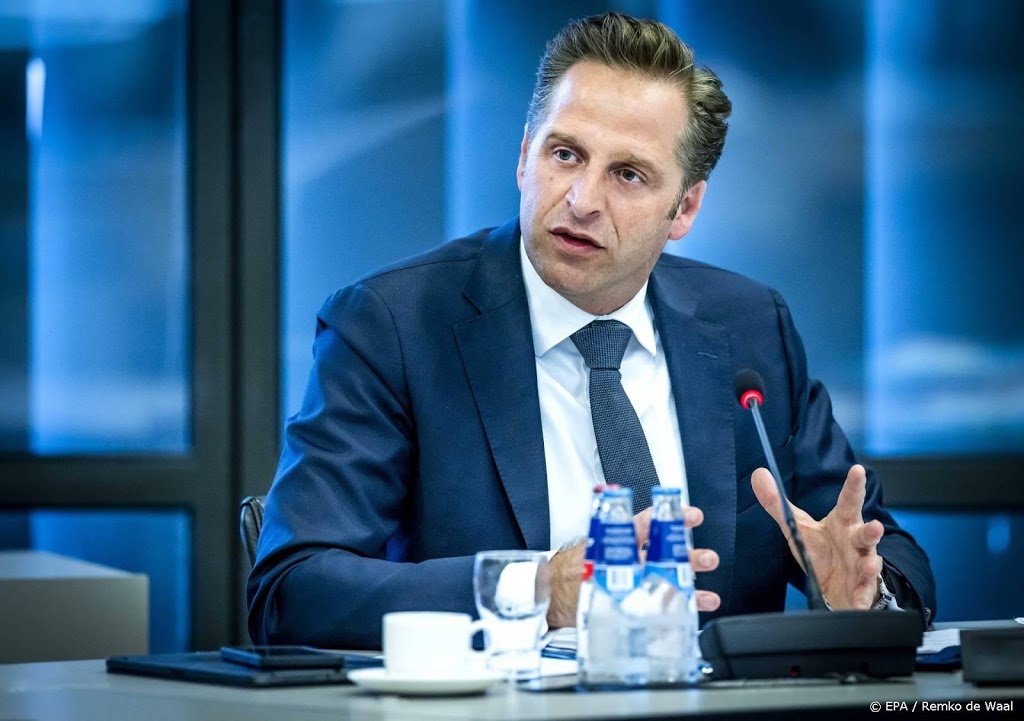 De Jonge: versoepelingen mogen niet leiden tot versloffing