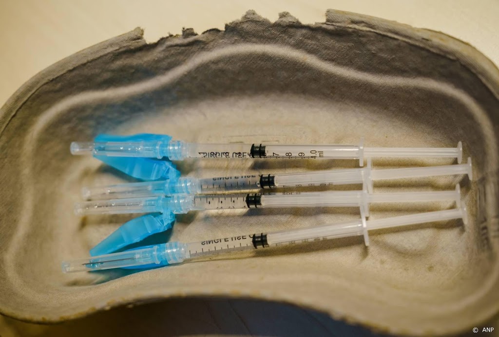 Ministerie VWS is niet te spreken over website voor vaccinrestjes