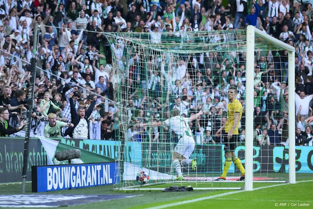 FC Groningen verslaat concurrent Roda JC en promoveert