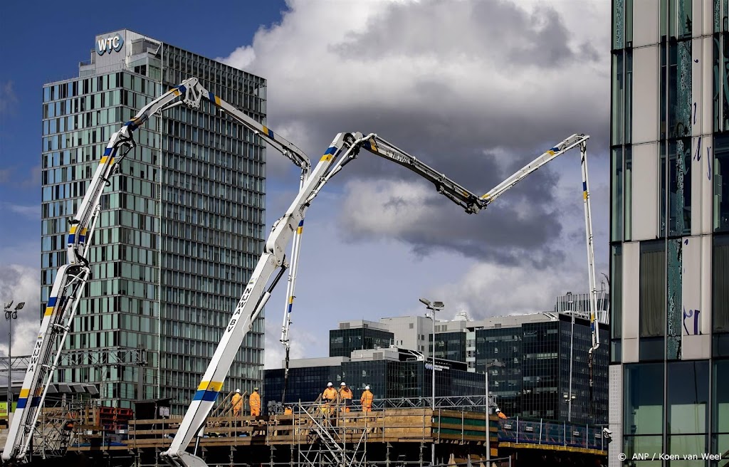 Enorme schuifoperatie station Amsterdam Zuid goed verlopen