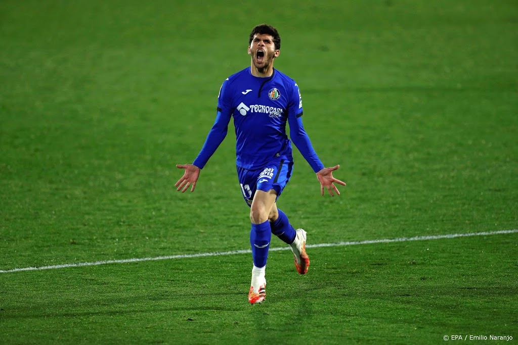 Barcelona laat middenvelder Alená naar Getafe vertrekken