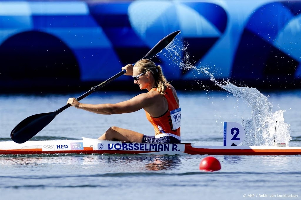 Kajaksprintsters Vorsselman en Konijn lopen solo finale mis
