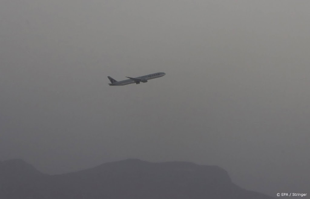 Vliegtuig met zeven Nederlanders uit Kabul geland in Qatar