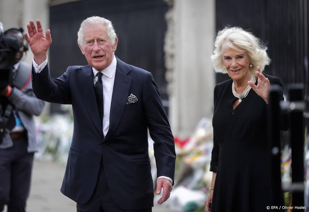 Charles officieel uitgeroepen tot koning Charles III