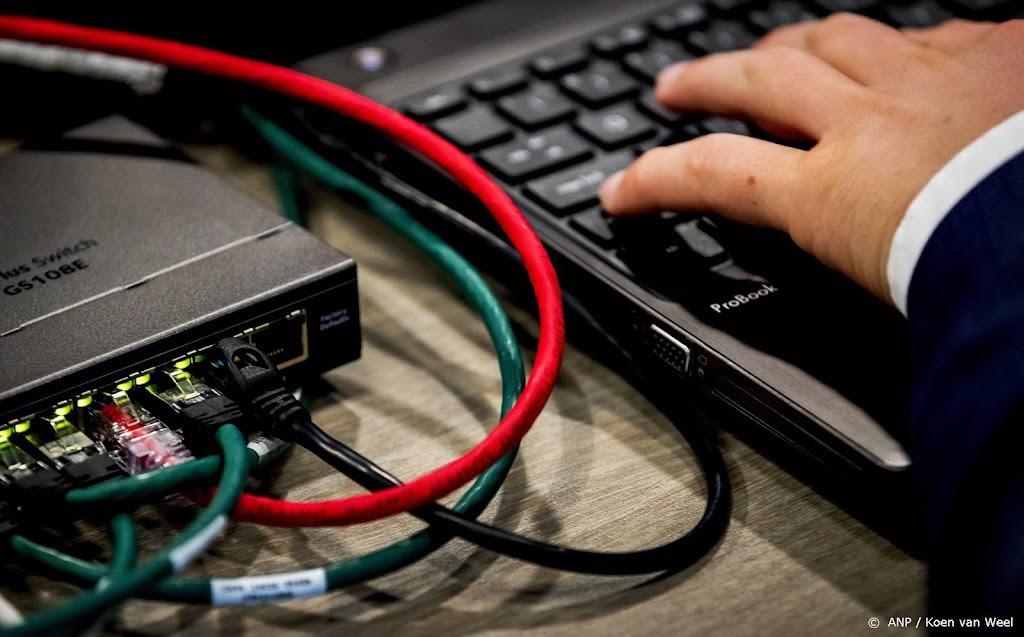 Overheid en bedrijven moeten weerbaarder worden tegen cyberaanval