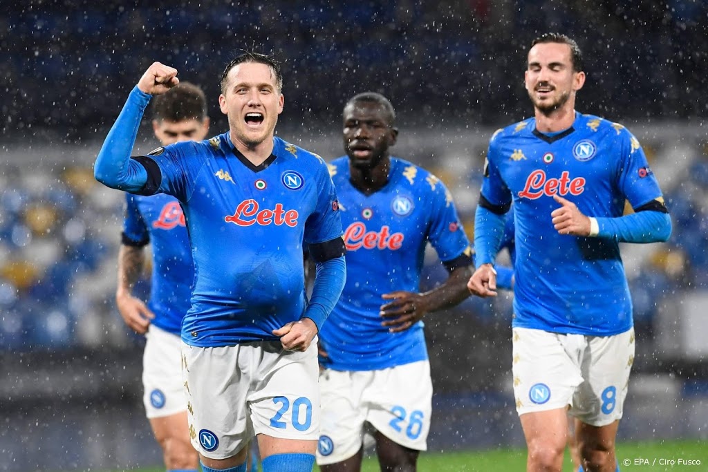 Napoli groepswinnaar na remise in Stadio Diego Armando Maradona