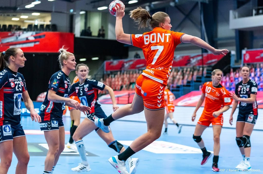 Handbalsters hard onderuit tegen Noorwegen: 25-32