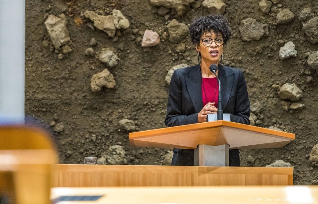 Kamervoorzitter tegen Simons: regels gelden voor iedereen