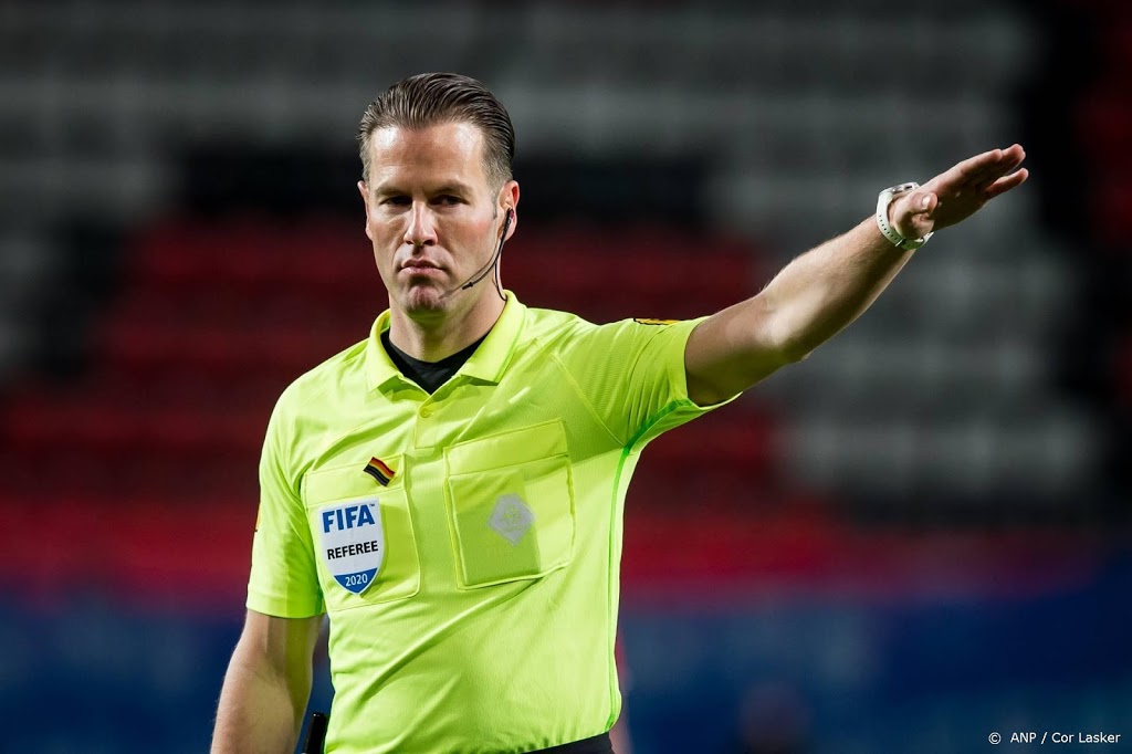 Scheidsrechter Makkelie fluit Ajax - Feyenoord