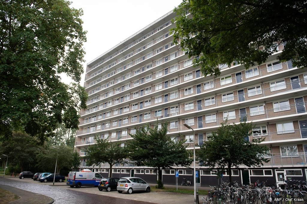 Bijna 10 jaar cel voor moeder die dochter van flat gooide