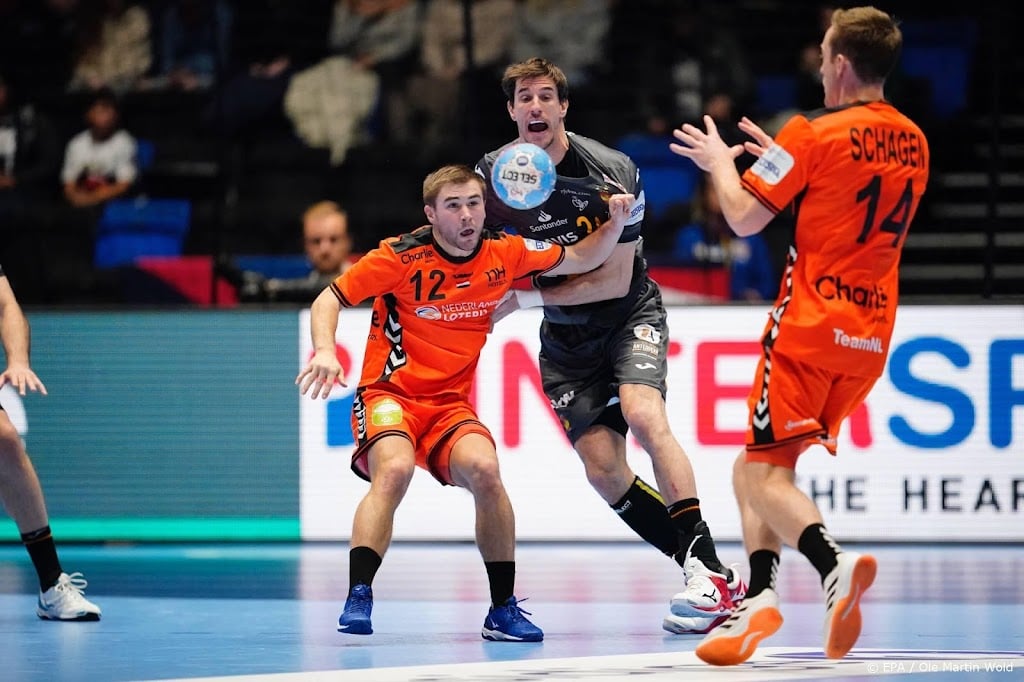 Handballer Steins wil bij opening EK 'Hongaars feestje bederven'