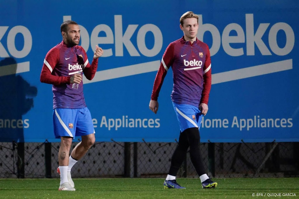 Frenkie de Jong fit verklaard voor duel met Real