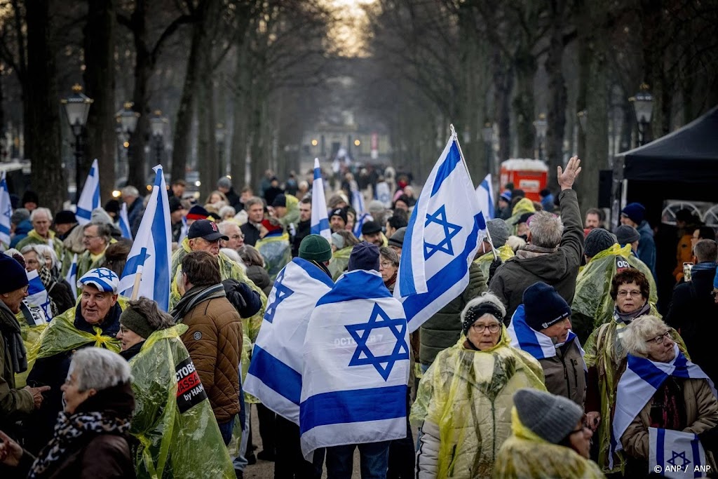 Honderden demonstreren om internationale genocidezaak Israël