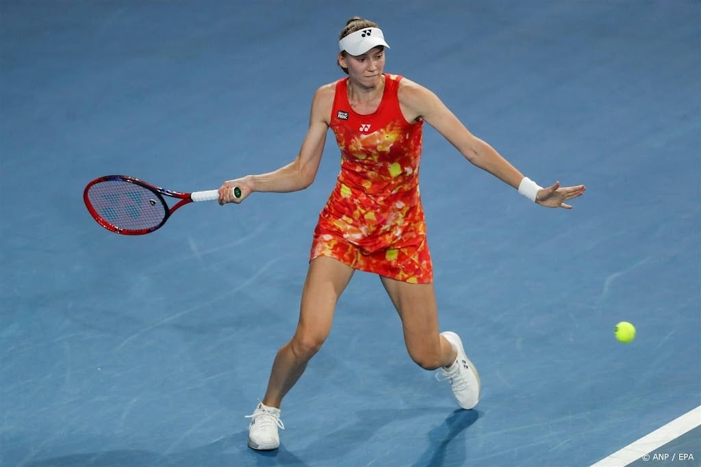 Tennisster Rybakina verrassend onderuit in kwartfinale Adelaide
