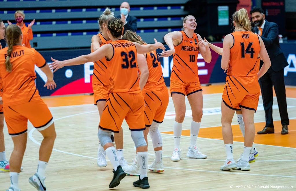 Vier basketbalsters Oranje besmet met corona na duel in Slowakije