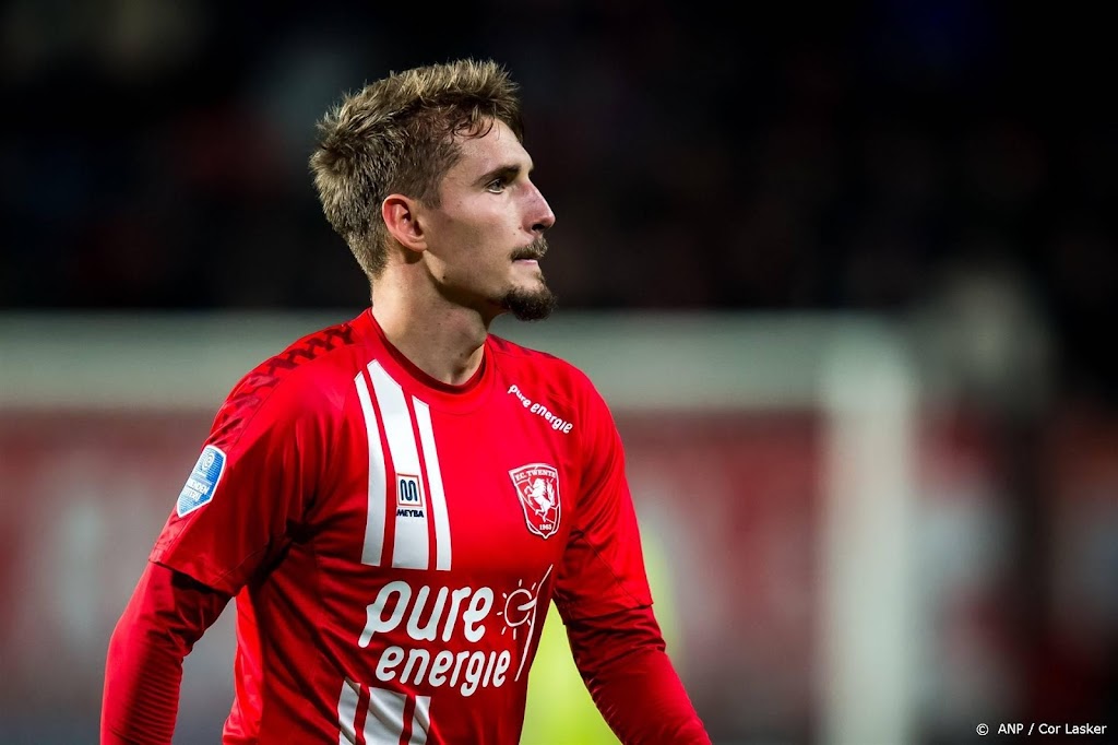 Twente heeft Hilgers en Sadilek terug voor thuisduel met Volendam