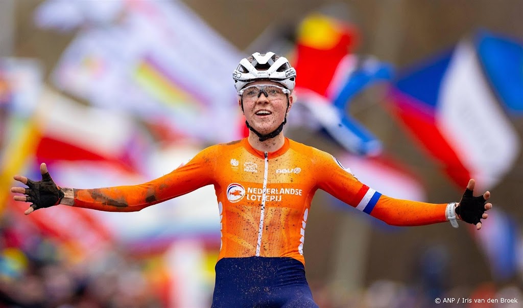 Veldrijdster Van Empel wint ook Krawatencross in Lille