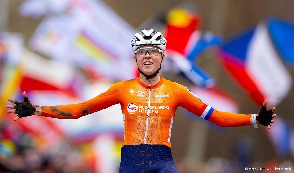 Veldrijdster Van Empel wint ook Krawatencross in Lille 