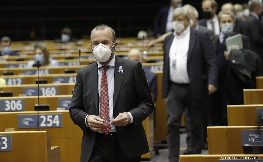 Voorman EU-parlement: gebruik Russische tegoeden voor vluchteling