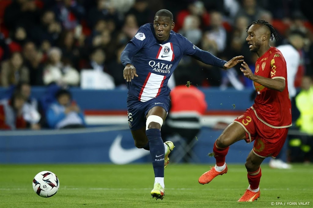 Seizoen voor geblesseerde PSG-verdediger Mukiele voorbij
