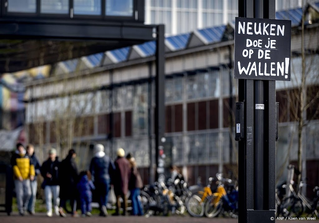 Bestuur Amsterdam-Noord: NDSM ongeschikt voor erotisch centrum