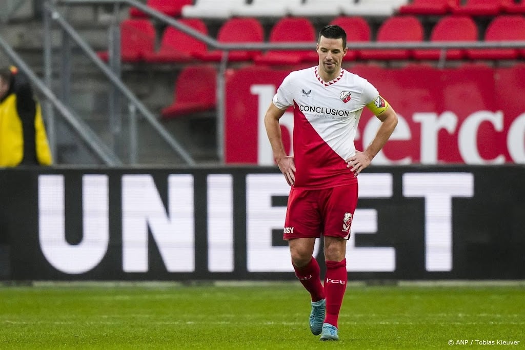 FC Utrecht gaat langer door met aanvoerder Viergever