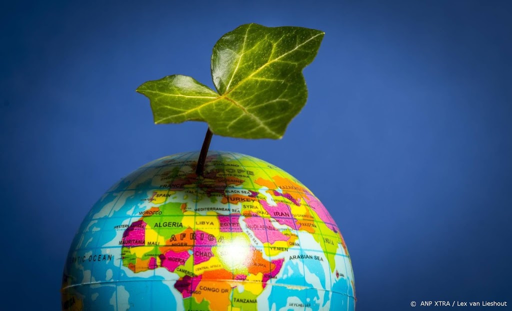 Klimaatjongeren en onderwijsnetwerk eisen beter klimaatonderwijs