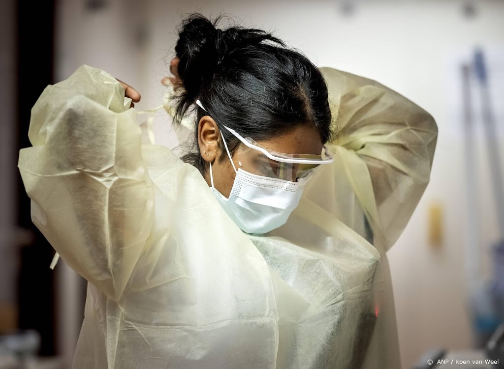Aantal opnames van coronapatiënten in ziekenhuizen blijft dalen
