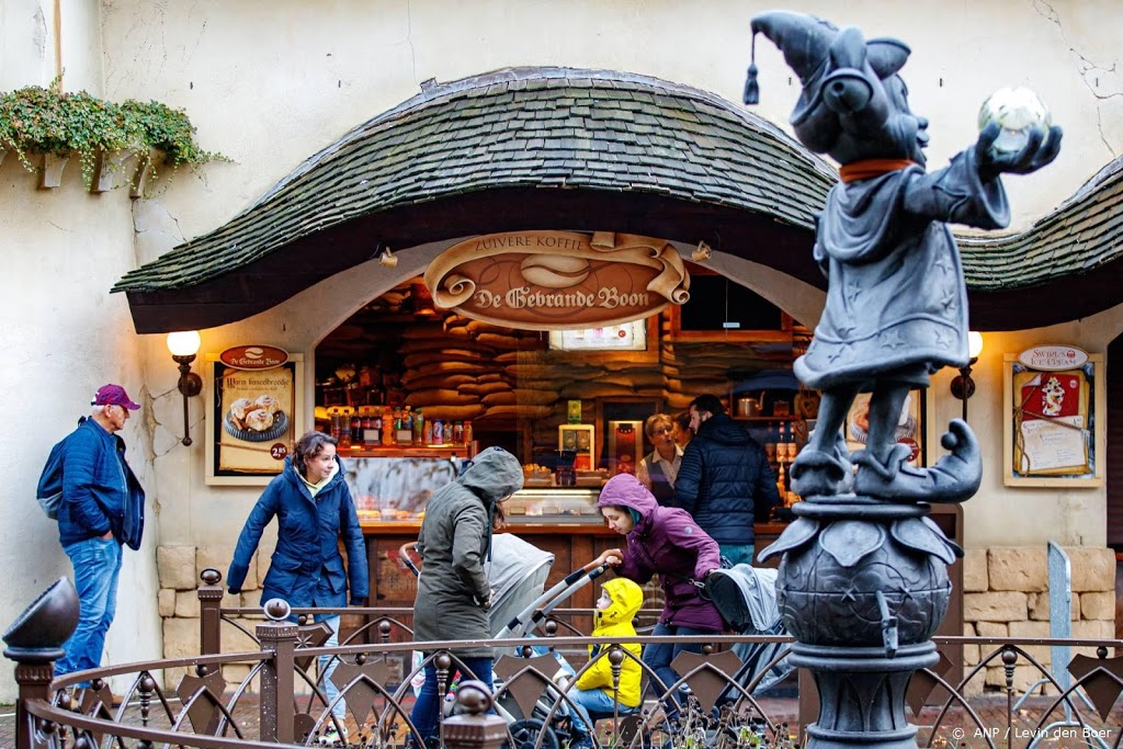 Efteling 'voorzichtig blij' met heropening