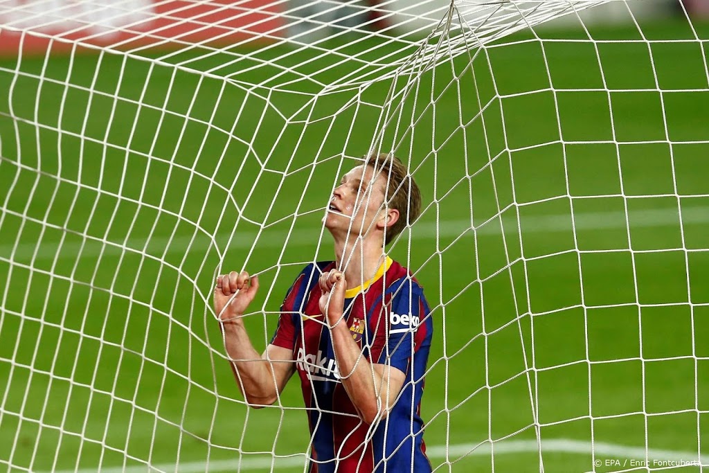 Frenkie de Jong mist voorlaatste competitieduel wegens schorsing