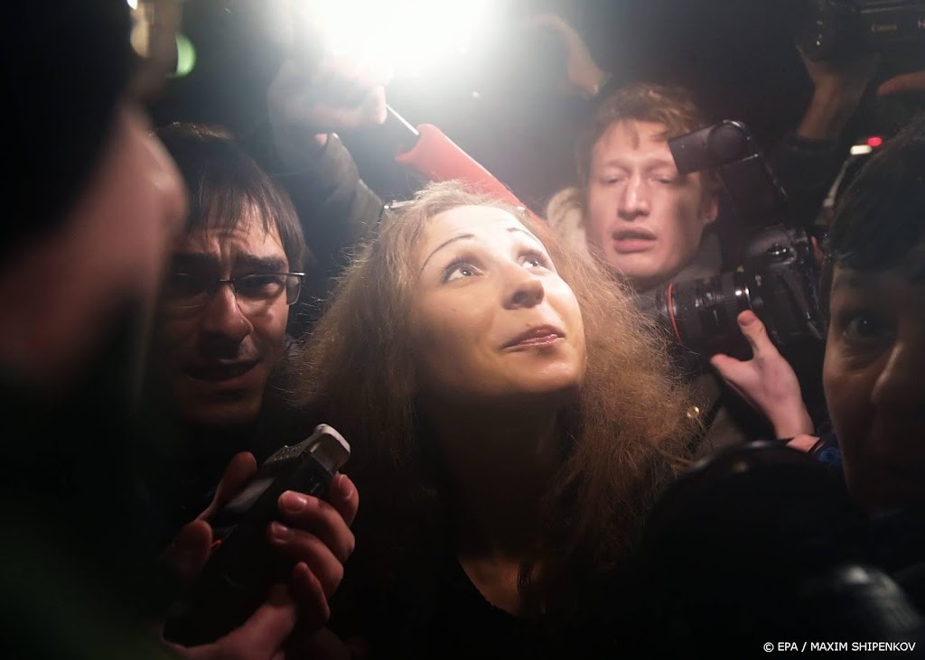 Uit Rusland ontvluchte Pussy Riot-leider is nu in Litouwen