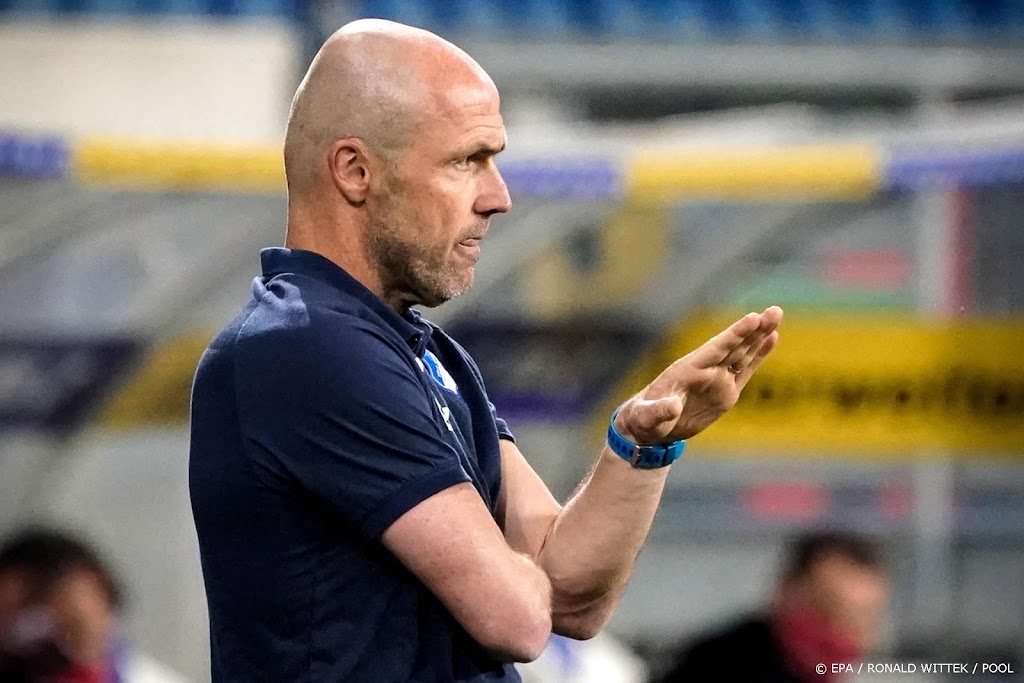 Ajax wil Schreuder snel als hoofdtrainer presenteren