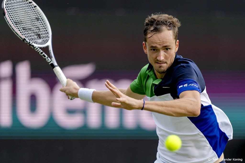 Van Rijthoven treft Medvedev in finale grastoernooi Rosmalen