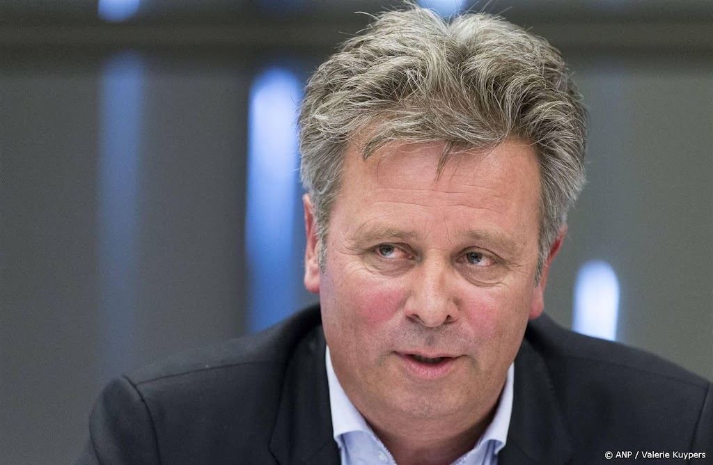 Oud-directeur van VPRO Lennart van der Meulen (65) overleden