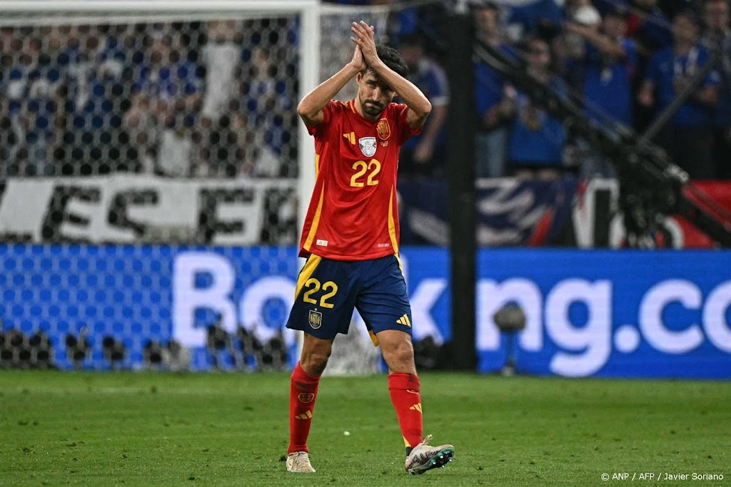 Spaanse middenvelder Navas slaat groepstraining over