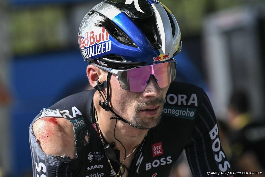 Pogacar leeft in Tour mee met gevallen Roglic