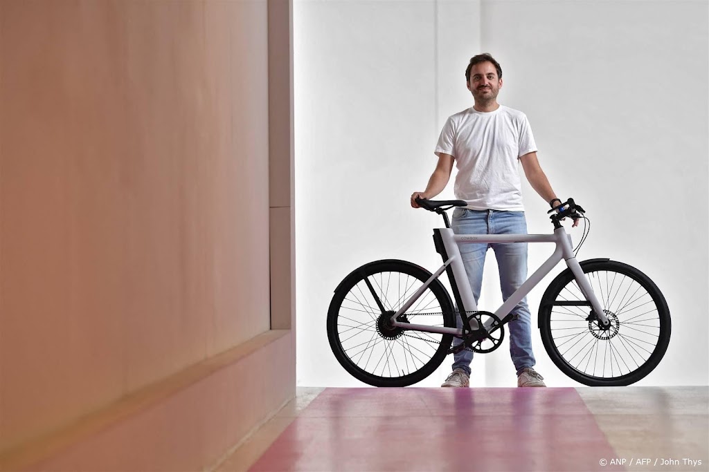 E-bikebedrijf legt racespel stil na kritiek uit Amsterdam