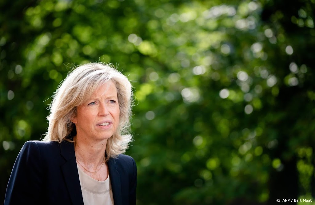 Demissionair minister Ollongren prijst veerkracht Valkenburg