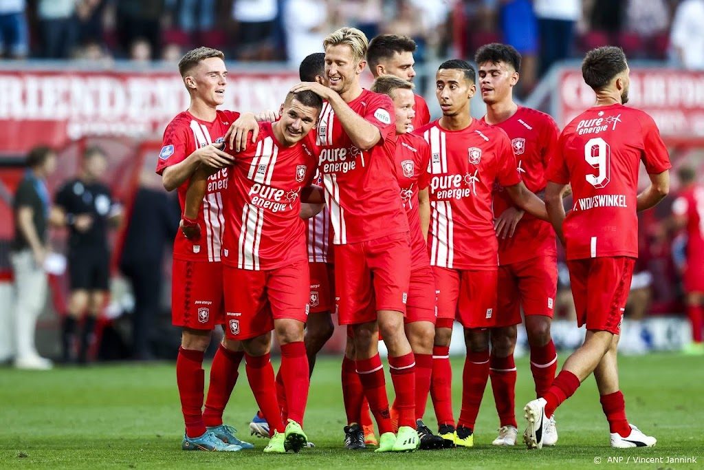 FC Twente wint ook thuis van Cukaricki