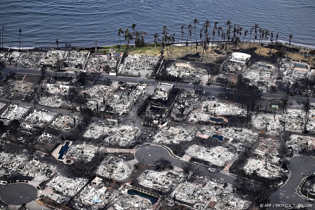 Ruim 50 doden bij brand op Maui, historische badplaats verwoest