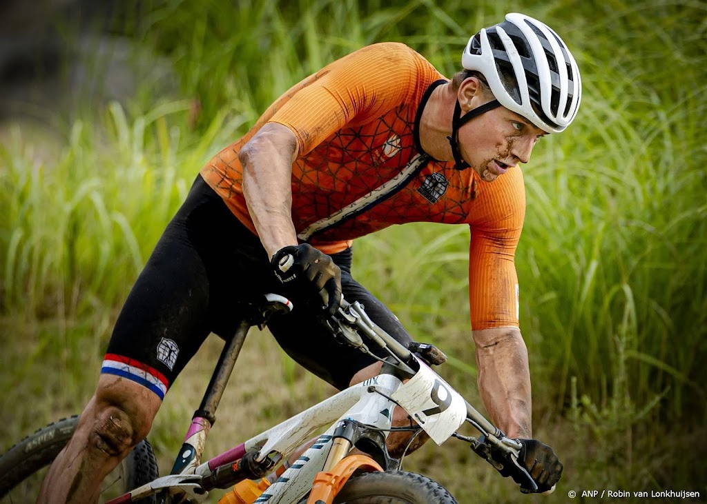 Mountainbikers boos over regelwijziging voor Van der Poel op WK
