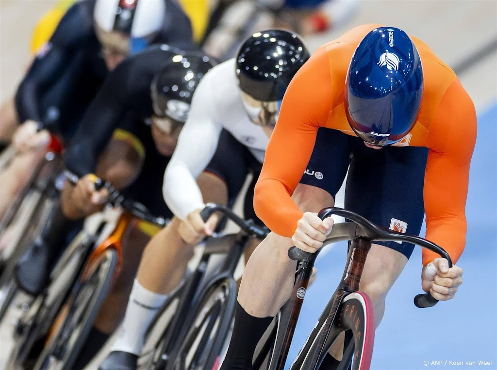 Lavreysen pakt op keirin zijn nog ontbrekende olympische titel