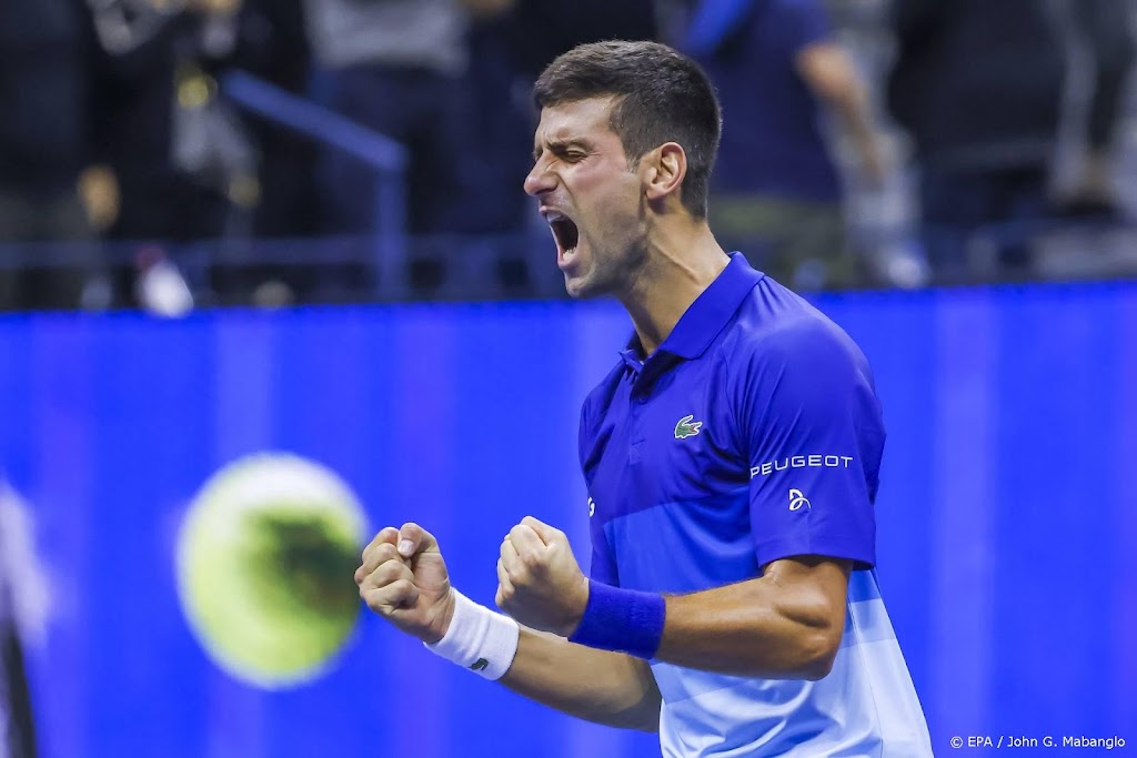 Djokovic bereikt ten koste van Zverev finale US Open